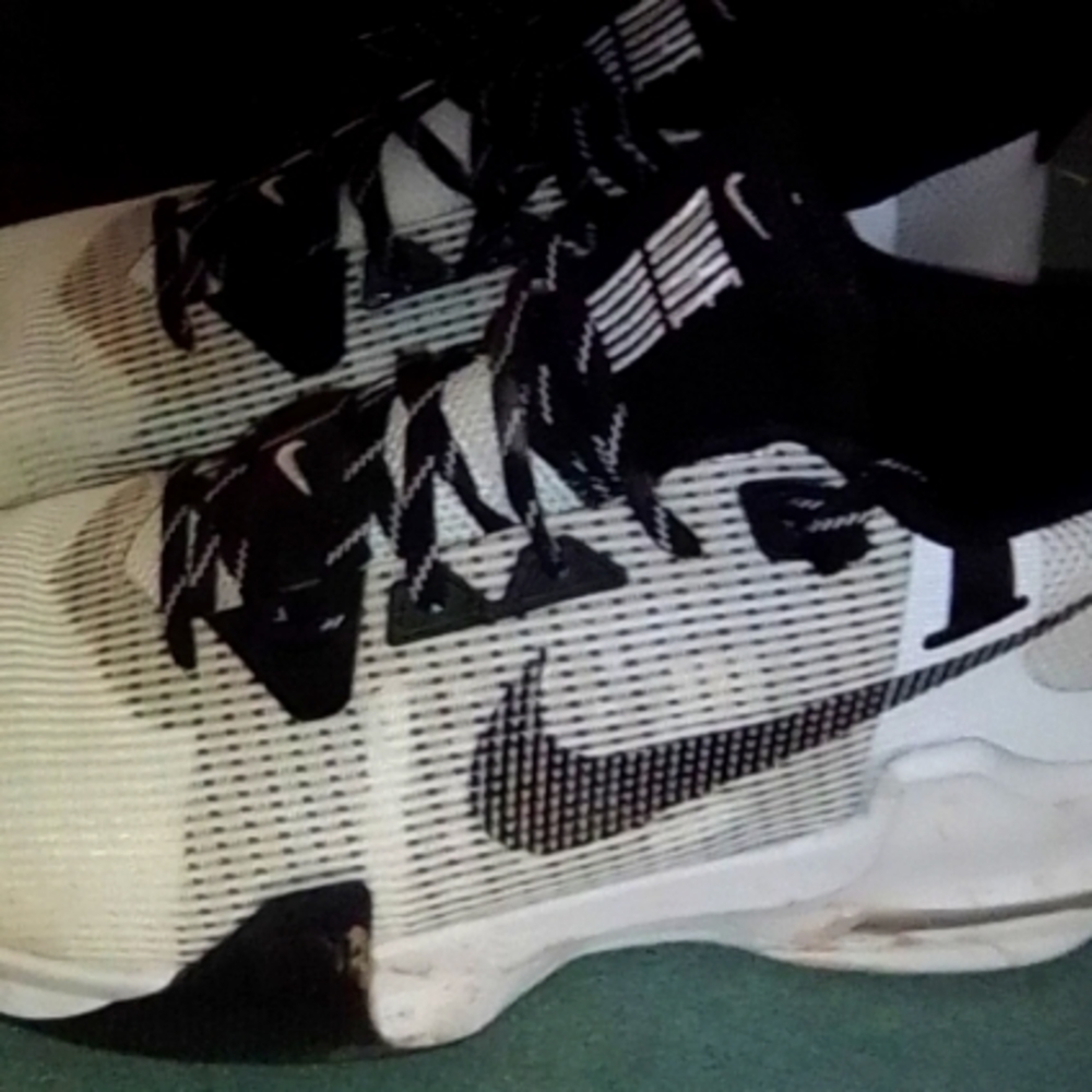 Nike airmax impact 3 Black&white size 11. Worn a few times. My son out grew them